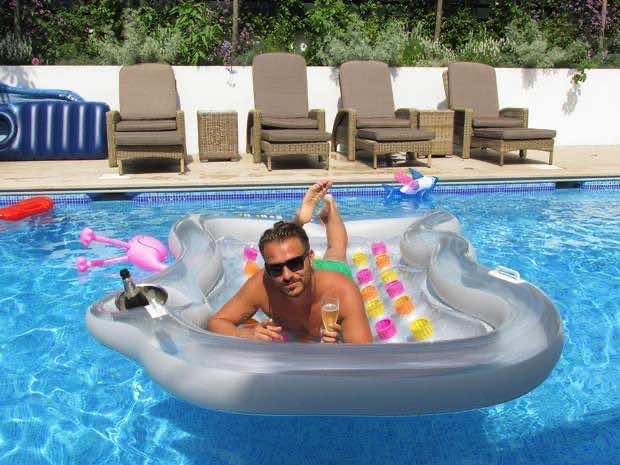 Source: Dapper Laughs On The Pull